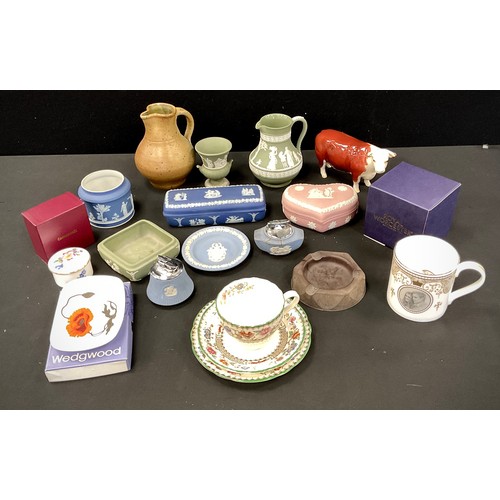 58 - Wedgwood jasperware including lidded trinket boxes, Copeland Spode ‘Chinese Rose’ tea cup trio, Besw... 