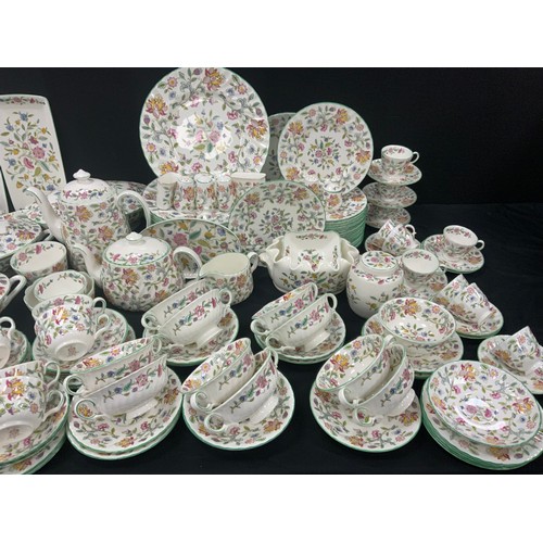 87 - An extensive Minton ‘Haddon Hall’ pattern service for twelve including; tea pot, coffee pot, milk ju... 