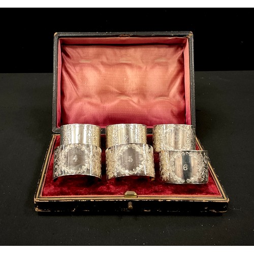 262 - A cased set of six Victorian silver napkin ring, Mappin & Webb, Sheffield 1896, 5.430zt