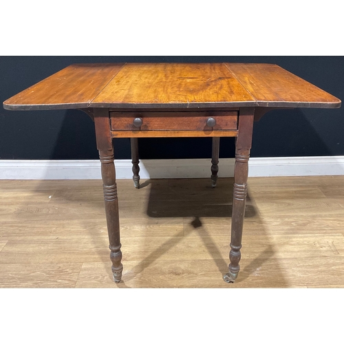 106 - A George IV mahogany Pembroke table, 71cm high, 53cm wide, 89.5cm deep