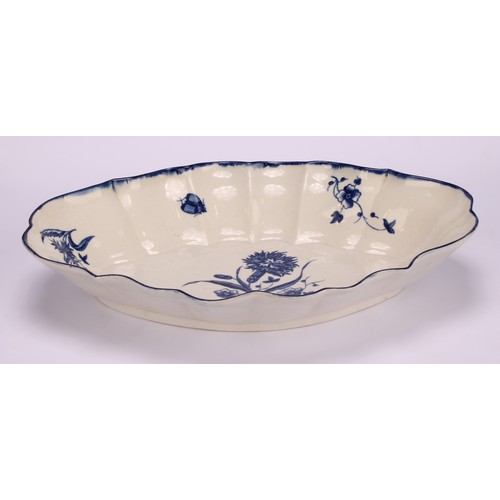 167 - A Worcester The Gilliflower pattern lozenge shaped dish, moulded border, printed in underglaze blue ... 