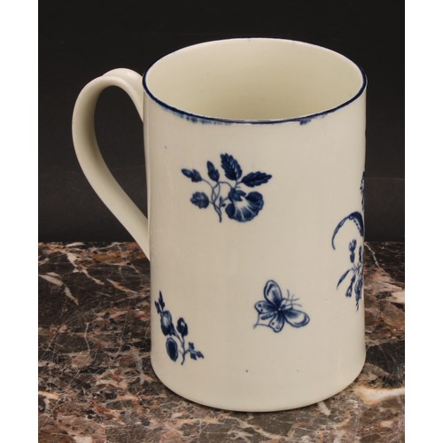 166 - A Worcester The Gilliflower pattern cylindrical mug, decorated in underglaze blue with cornflower sp... 