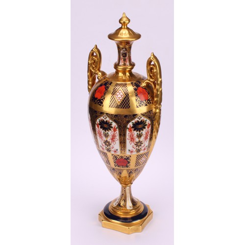 226 - A Royal Crown Derby Imari 1128 pattern two handled pedestal vase and cover, solid gold band, first q... 