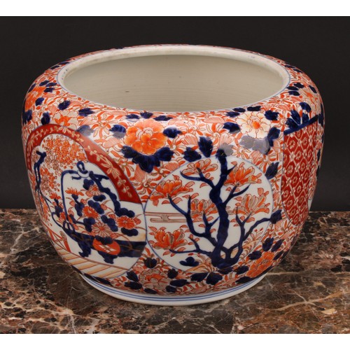 353 - A Japanese ovoid jardiniere, painted in the Imari palette, 27cm diam, Meiji period