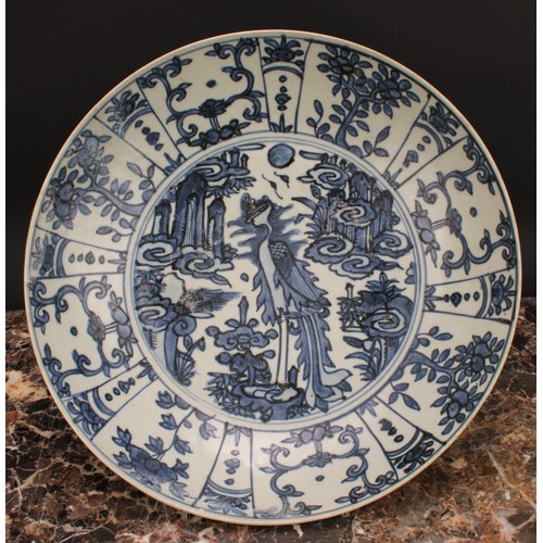 367 - A pair of 17th century Chinese shipwreck porcelain dishes, painted in tones of underglaze blue with ... 