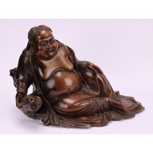 334 - A Chinese hardwood carving, Liu Hai with Chan Chu, 25cm wide