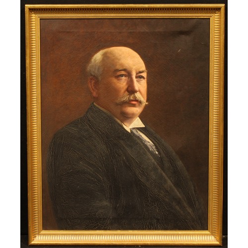 567 - English School (first-half 20th century)
Portrait of a Gentleman,
oil on canvas, 70cm x 54.5cm