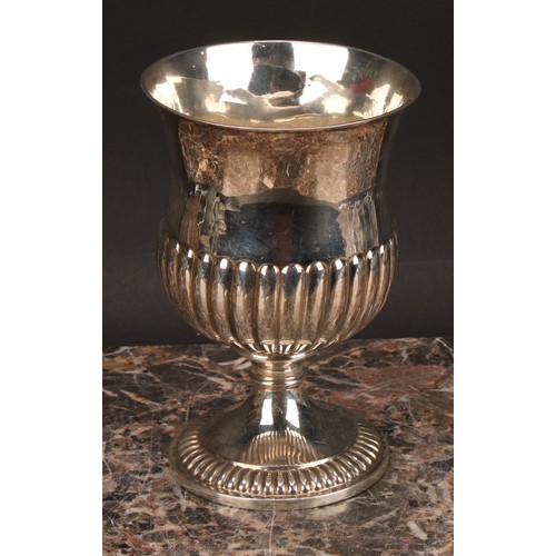 812 - A George III silver half-fluted pedestal wine goblet, domed foot, 15cm high, Rebecca Eames & Edward ... 