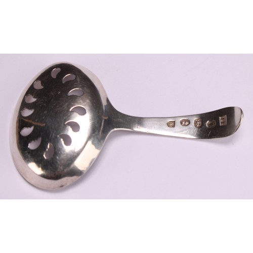 802 - A George III silver caddy spoon, oval pierced bowl, wriggle-work engraved, 7cm long, Joseph Taylor, ... 