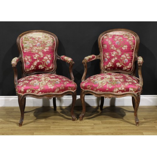 2159 - A pair of 19th century French Louis XV Revival beech fauteuil à la reine elbow chairs, 86cm high, 63... 