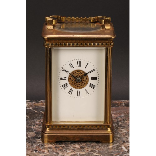 2264 - An early 20th century lacquered brass carriage clock, 6cm rectangular enamel dial inscribed with Rom... 