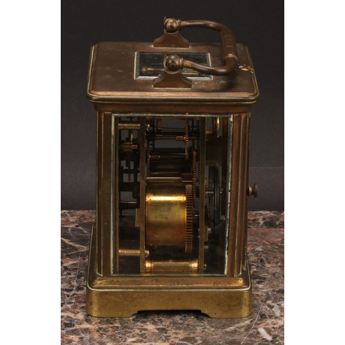 2265 - An early 20th century lacquered brass carriage clock, 6.5cm rectangular dial inscribed with Roman nu... 