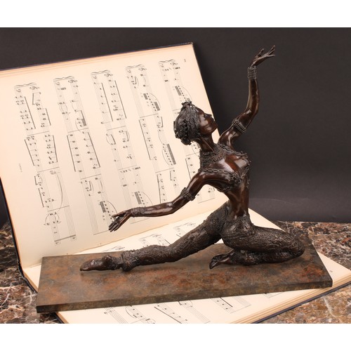 2150 - Tom Merrifield (1932-2021), a bronze figure, Janie, numbered A/C/25, 36cm wide, certificate of authe... 