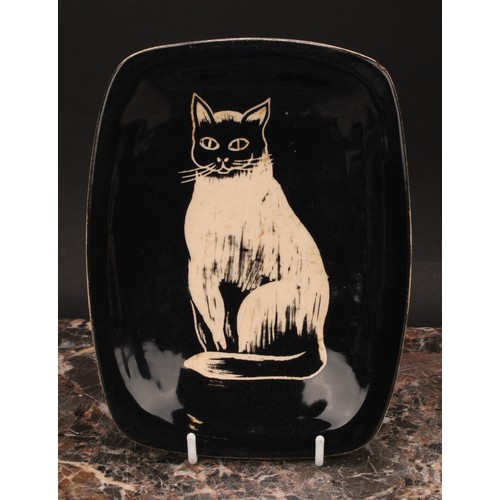 7 - A mid-20th century studio pottery dish, by Eric Leaper for Newlyn Pottery, decorated with a cat, ins... 