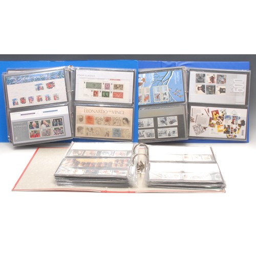 1213 - Stamps - GB Presentation Packs 1994-2019, f/v approx. £1,100