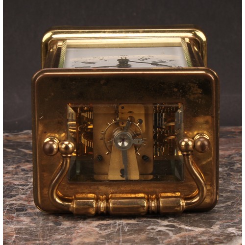 2467 - An early 20th century French lacquered brass carriage timepiece, 5.5cm enamel dial inscribed with Ro... 