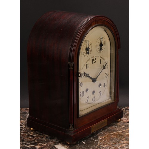 2481 - An early 20th century mahogany musical mantel clock, 16cm arched silvered dial inscribed with Arabic... 