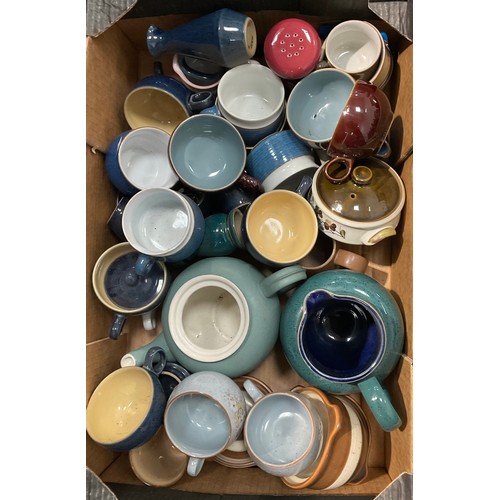 A quantity of Denby tableware, various pattern, including Arabesque ...