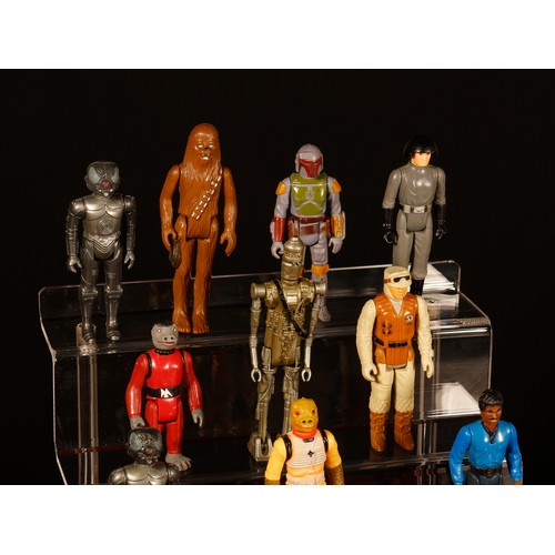 7132 - Sci-Fi Interest, Star Wars - a collection of 3¾