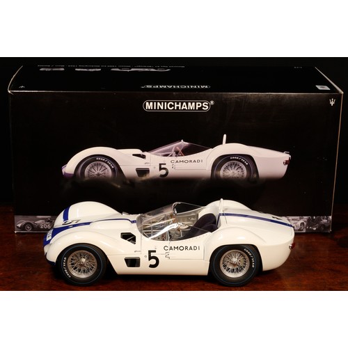 7139 - A Paul's Model Art Minichamps 1:12 scale Maserati Tipo 61 