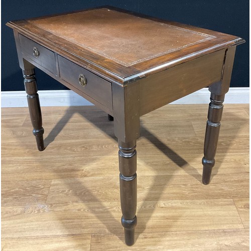 191 - A Victorian style writing table, turned legs, 91cm wide