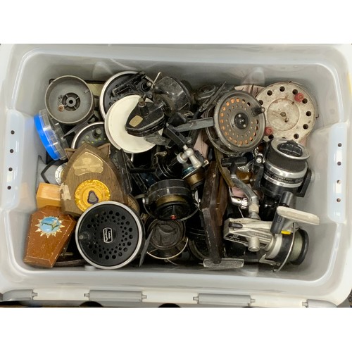 210 - Angling Interest - fishing tackle, a Mitchell reel; sea fishing equipment; other reels; etc