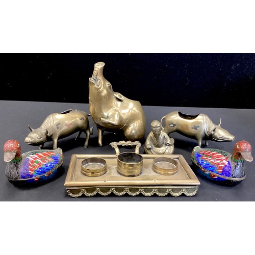 259 - Boxes and Objects - a Chinese bronze animal form censer; a pair of cloisonné boxes, as ducks; a Rege... 