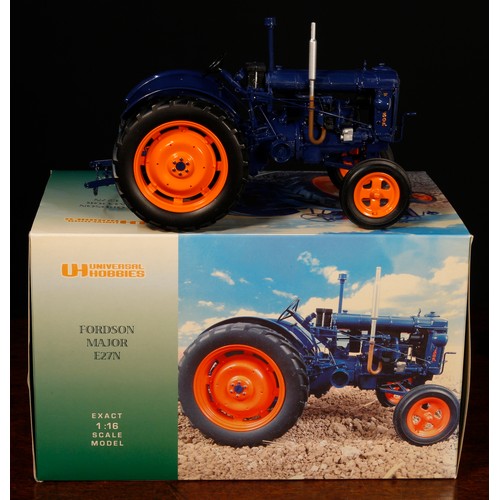 7142 - A Universal Hobbies 1:16 scale Fordson Major E27N tractor, boxed