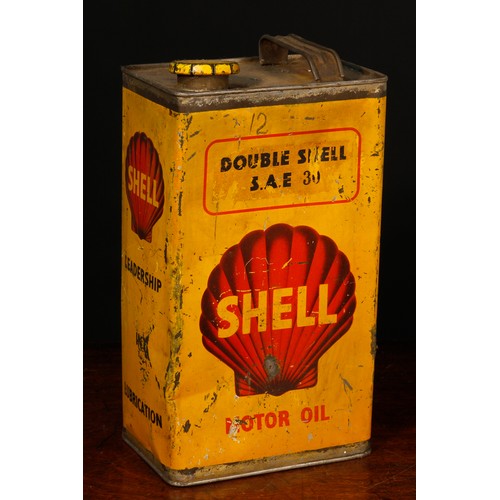 7153 - Motoring Interest - a 1930's/1940's rounded rectangular shaped Shell Motor Oil can, 'DOUBLE SHELL, S... 