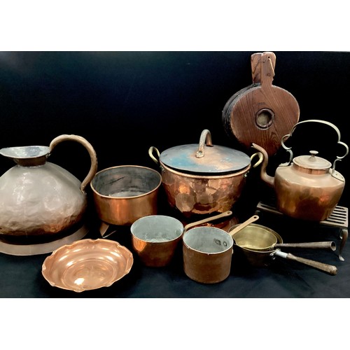 91 - Copper including; large copper ewer, 33cm high, copper pans, twin handled lidded copper pot, kettle;... 