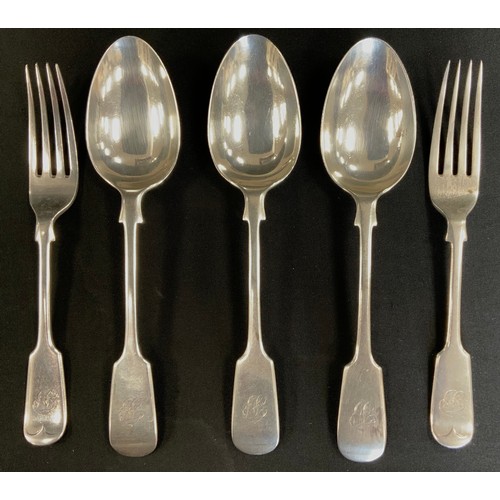 271 - Silver - two dessert spoons & two forks, Walker & Hall, Sheffield 1907 & 1905; another Chester 1907,... 