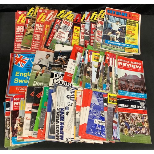 517 - Football Memorabilia - a quantity of football magazines and programmes from the 1960s and 1970s, inc... 