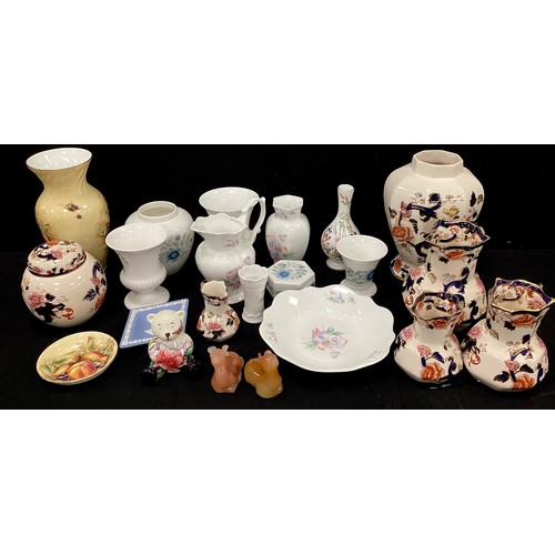 24 - Ceramics - Masons Ironstone Mandalay pattern vases, set of four graduated jugs, ginger jar and cover... 