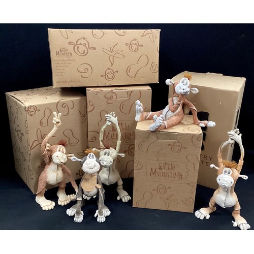 32 - Country artists ‘Little Munkies’ by Grant Palmer the creator of a Breed apart figures including; ‘Er... 