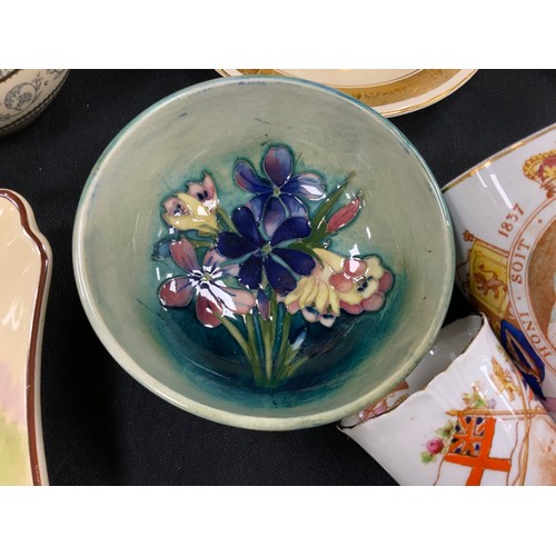 36 - Ceramics - Moorcroft ‘Spring Flowers’ circular dish, 11cm dia, stamped mark to base, Wileman and Co ... 