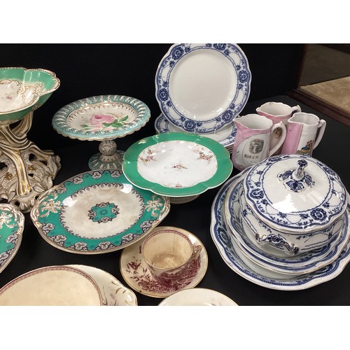 73 - 19th century and later English porcelain including; Bloor Derby multi lobed pedestal bowl, intwining... 