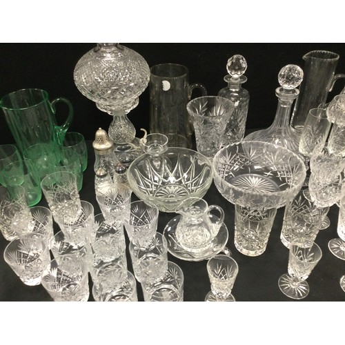 85 - Glass ware - cut glass mushroom lamp, 35cm high, six cut wine glasses, six champagne flutes, six whi... 