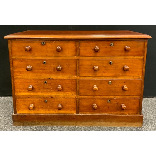 196 - A mahogany chest of eight short drawers,105cm x74cmx 43cm