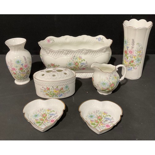 73 - An Aynsley Wild Tudor pattern flower bough, two vases, rose bowl, jug, pair of heart shaped dishes; ... 