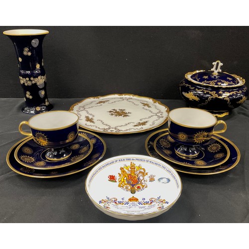 76A - A German Democratic Republic Echt Kabalt tureen and cover, waisted cylinder vase;  pair of trios, et... 