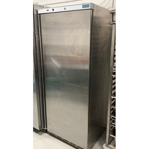 193 - A 'Polar Refrigeration' professional grade kitchen fridge, model number CD084.