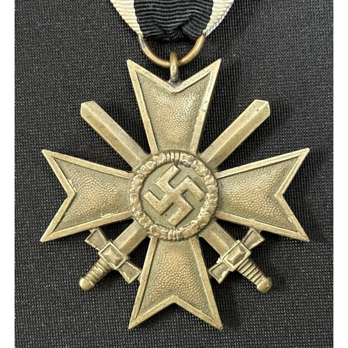 2030 - WW2 Third Reich Kriegsverdienstkreuz 2.Klasse mit Schwertern - War Merit Cross 2nd Class with Swords... 