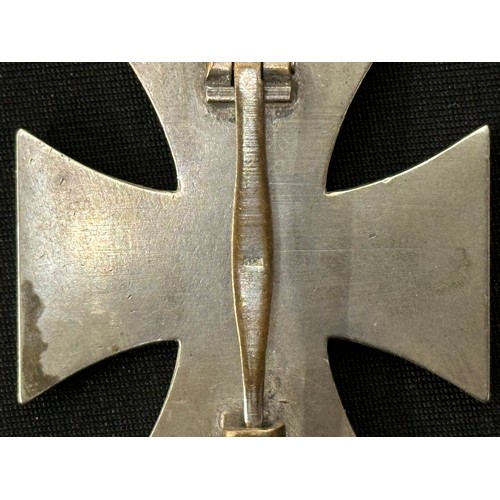 2031 - WW2 Third Reich Eisernes Kreuz 1. Klasse, Iron Cross 1st class 1939, pin is maker marked 