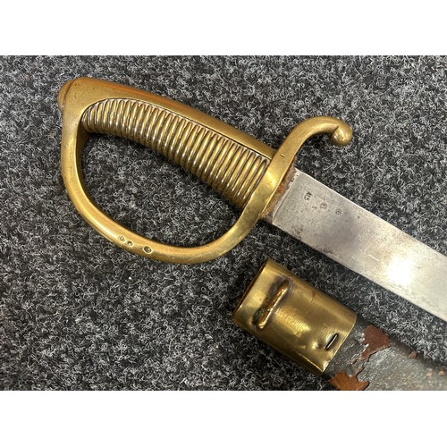 2054 - French Infantrymans Briquet Hanger Sword with curved single edged blade 590mm in length, inspection ... 