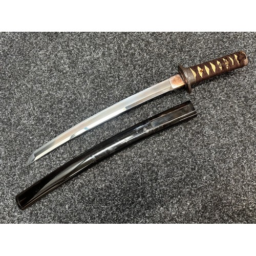 2092 - Japanese Tanto Sword with single edged blade with visible straight Hamon line 360mm in length. Overa... 