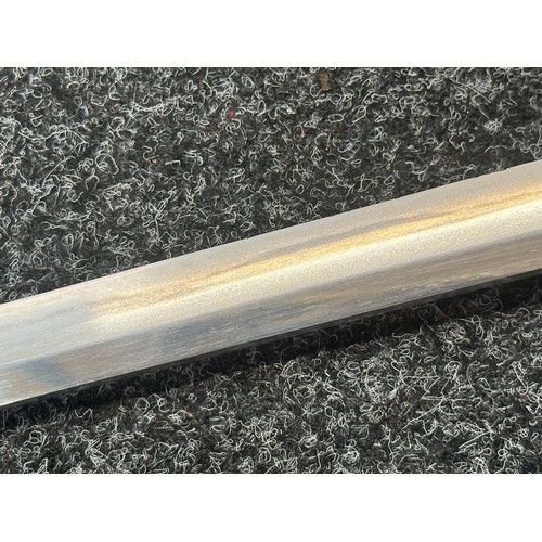 2093 - Japanese Katana Sword with single edged blade 640mm in length. Visible Hamon line. Tang is signed 