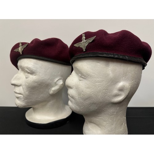 2278 - WW2 British Parachute Regt Red Beret size 6 7/8 ths maker marked 