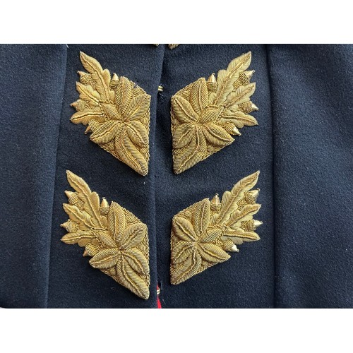 2303 - British Blues & Royals Captains Full Dress Uniform Tunic. Queens Crown buttons. Complete with aiguil... 