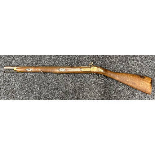 2333 - Percussion Cap Musket with 600mm long smoothbore barrel. Bore approx. 20mm. Working action which hol... 