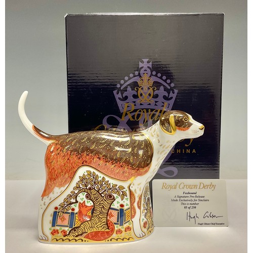 2 - A Royal Crown Derby paperweight, Foxhound, this is number 29 of a signature pre-release of 250, excl... 